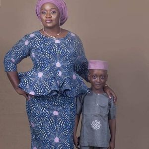 Meet your Posher, Ajike